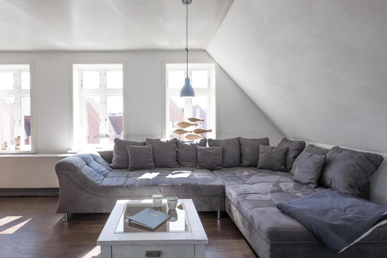 Apartmenthaus Theodor Storm - Unter Sternen Husum  Bagian luar foto