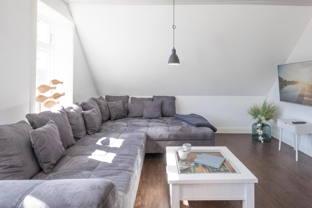 Apartmenthaus Theodor Storm - Unter Sternen Husum  Bagian luar foto